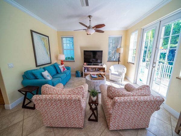 Holmes Beach Vacation Rental Home West of Gulf Drive