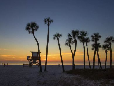 Holmes Beach 3 Bedroom Vacation Rental Sleeps 5