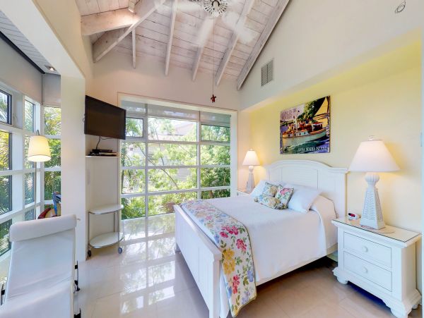 Anna Maria Three Bedroom Rental Home Great Interior Decor