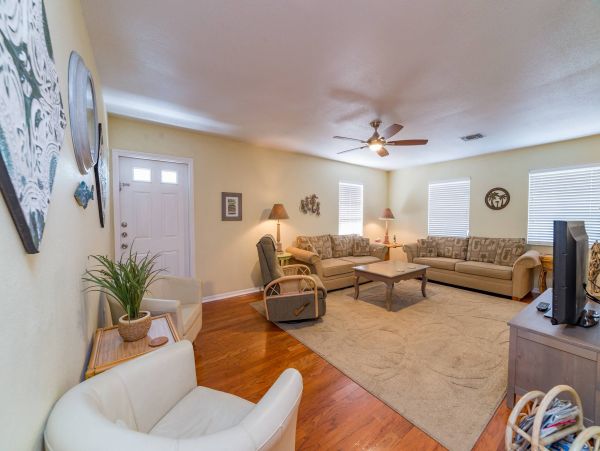 Holmes Beach Duplex with Shared Pool 3 Blocks to Beach