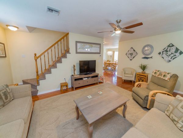 Holmes Beach Duplex with Shared Pool 3 Blocks to Beach