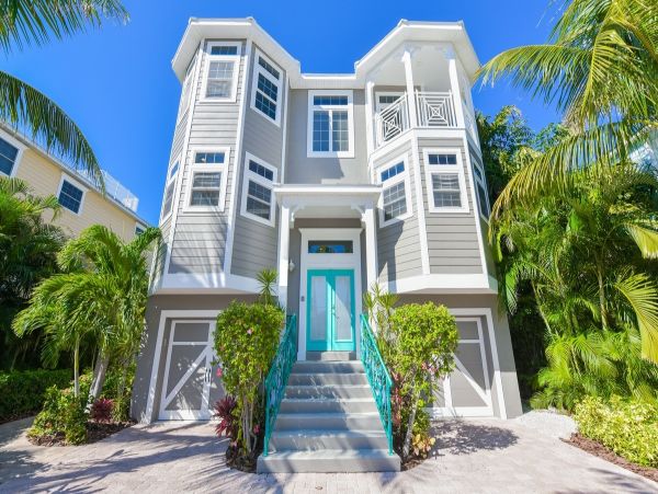 5 Star Luxury Rental on Anna Maria Sleeps 16 With Gulf Views