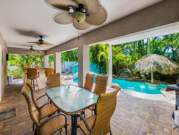5 Star Luxury Rental on Anna Maria Sleeps 16 With Gulf Views
