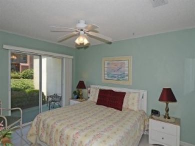 Miramar Beach Vacation Condo Sleeps Six Guests Walk to Beach Miramar Beach Vacation Condo Sleeps Six Guests Walk to Beach