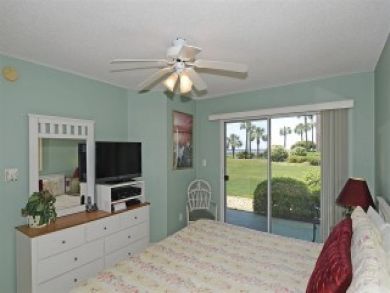 Miramar Beach Vacation Condo Sleeps Six Guests Walk to Beach Miramar Beach Vacation Condo Sleeps Six Guests Walk to Beach