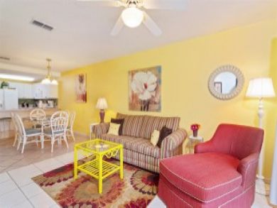 Miramar Beach Vacation Condo Sleeps Six Guests Walk to Beach Miramar Beach Vacation Condo Sleeps Six Guests Walk to Beach