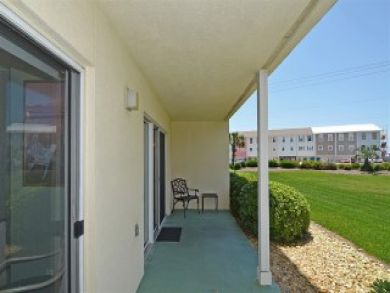 Miramar Beach Vacation Condo Sleeps Six Guests Walk to Beach Miramar Beach Vacation Condo Sleeps Six Guests Walk to Beach