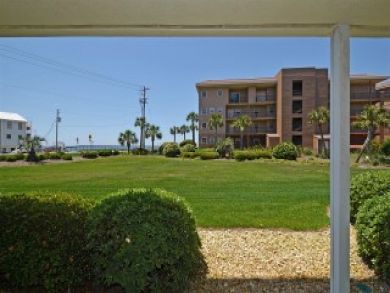 Miramar Beach Vacation Condo Sleeps Six Guests Walk to Beach Miramar Beach Vacation Condo Sleeps Six Guests Walk to Beach
