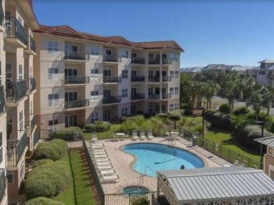 Destin Vacation Condo Sleeps Eight Guests.