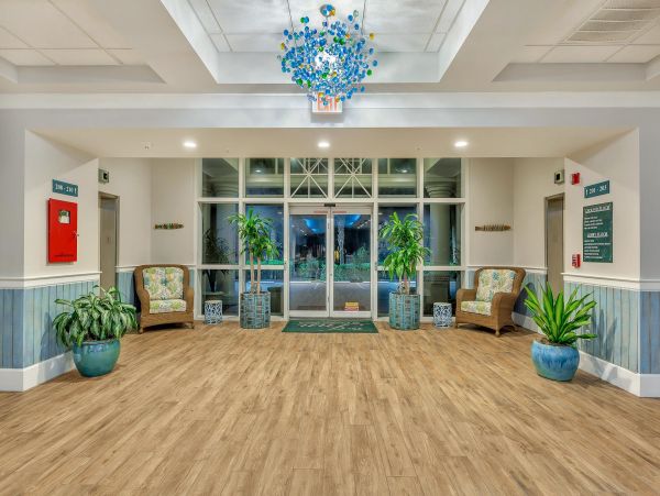 Destin Beachfront Condo 2 Bedroom 2 Bathrooms Sleeps 6