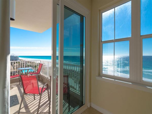 Destin Beachfront Condo 2 Bedroom 2 Bathrooms Sleeps 6