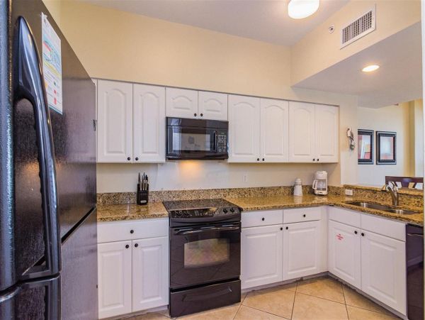 Destin Beachfront Condo 2 Bedroom 2 Bathrooms Sleeps 6