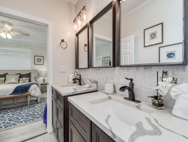 Destin 4 Bedroom Home Sleeps 14 with Community Pool