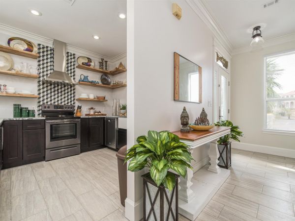 Destin 4 Bedroom Home Sleeps 14 with Community Pool