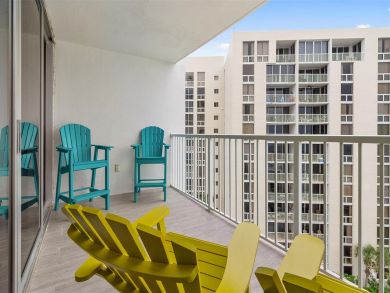 Destin Value Priced with Beach Views and Gulf.
