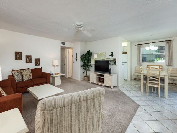 Sanibel Island Beach Vacation Condo Two Bedrooms Sleeps 6