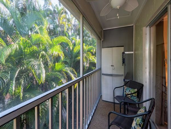 Sanibel Value Condo Stroll to the Beach Two Bedrooms