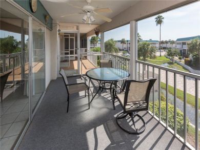 Sanibel, Florida Gulf View Vacation Condo on Beach
