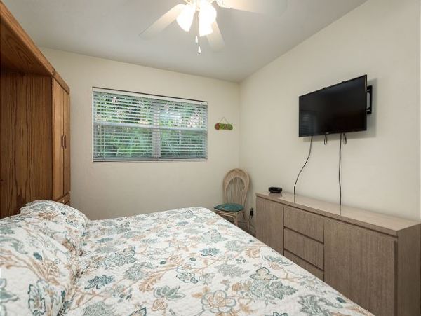 Sanibel Island Vacation Condo Stroll To Beaches Sleeps Six
