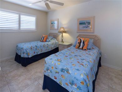 Twin Bedroom