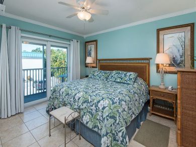 On Beach Sanibel Vacation Condo Sleeps 6 Guests