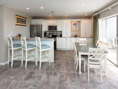First Floor Sanibel Island Vacation Condo - 2 Bedrooms