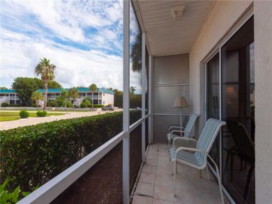 Corner 2 Bedroom Upgraded Condo with Stunning Views