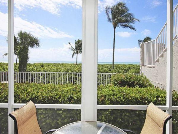 Sanibel Vacation Condo Sleeps Six Guests Walk to Beach
