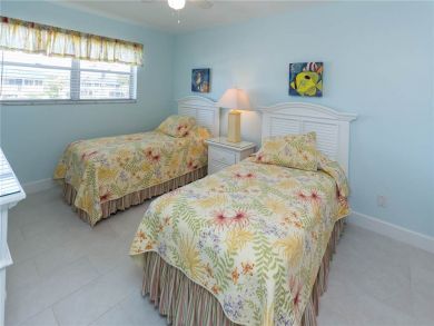 Twin Bedroom