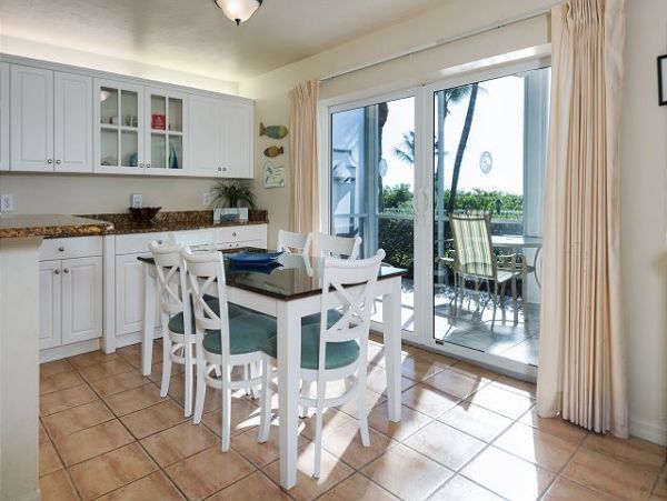Sanibel Vacation Condo Two Bedrooms Walk To Beach Sleeps 6