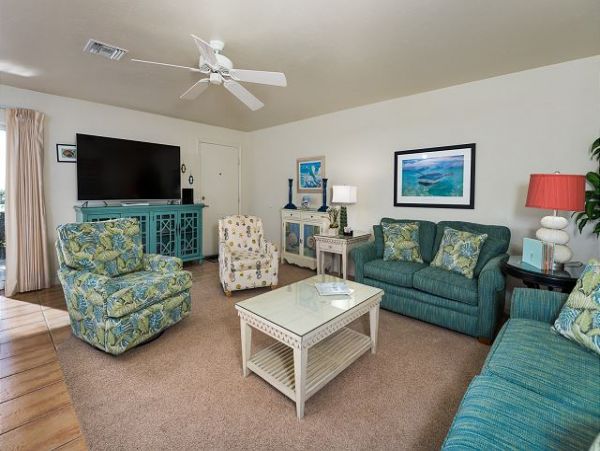 Sanibel Vacation Condo Two Bedrooms Walk To Beach Sleeps 6