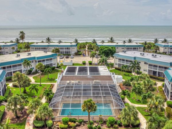 Sanibel Vacation Condo Two Bedrooms Walk To Beach Sleeps 6