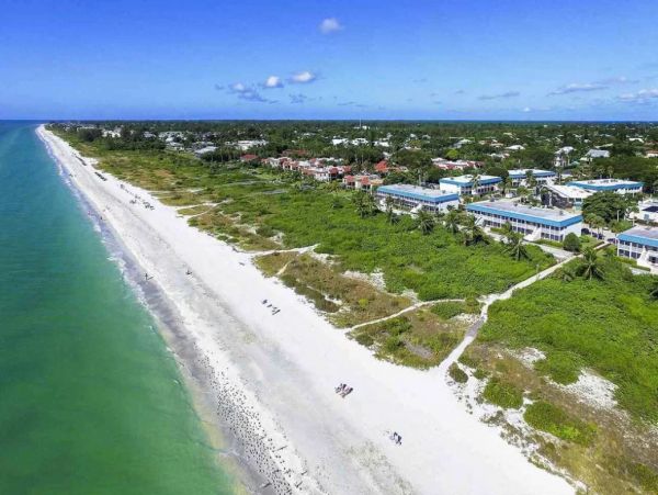 Sanibel Vacation Condo Two Bedrooms Walk To Beach Sleeps 6