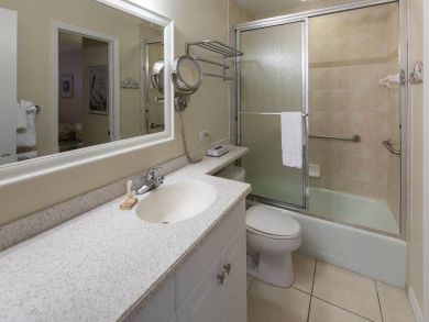 Great Value 2 Bedroom Sanibel Condo on Beach with Gulf Views