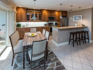Kitchen & Dining Area