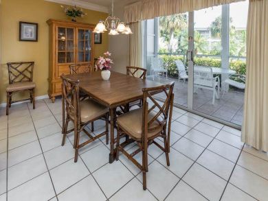 Dining Room with Seating for 6