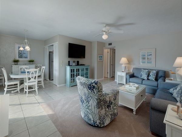 Lovely Sanibel Vacation Retreat