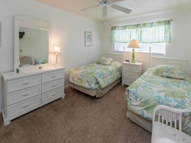 Twin Bedroom Twin Bedroom