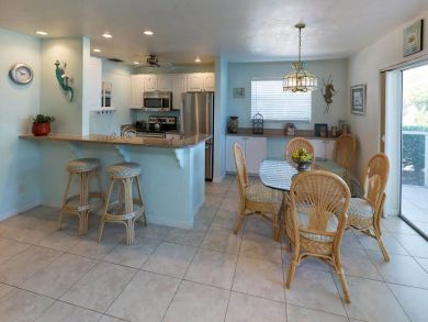 Kitchen & Dining Area