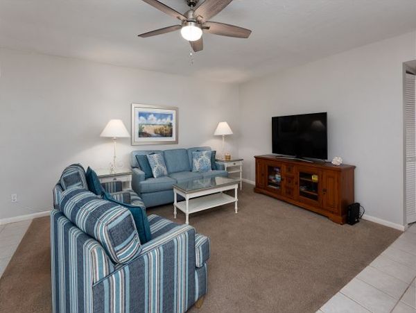 Value Two Bedroom Beach. Condo in Sanibel