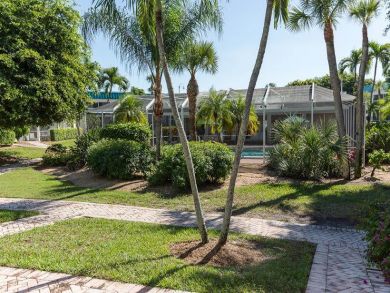 Sanibel, Florida Pool View Rental Condo on the Beach