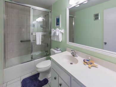 Bathroom with Shower in Tub