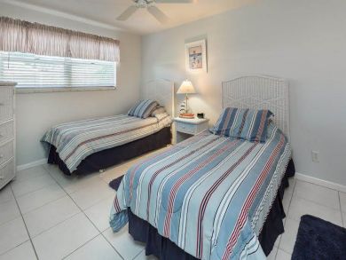 Guest Bedroom has Twin Beds