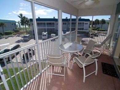 Screened Balcony