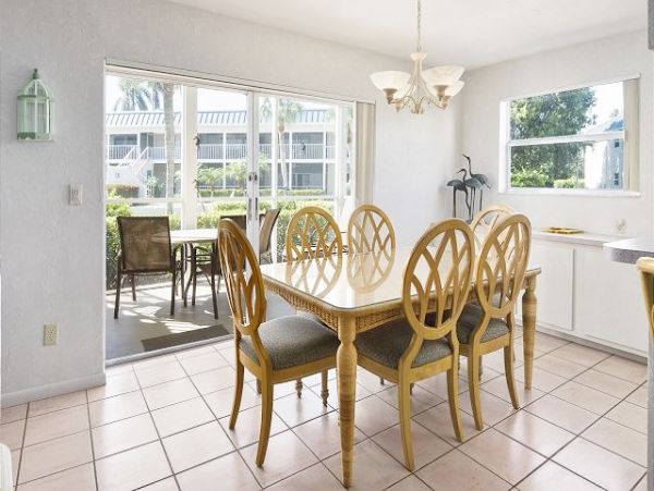 Sanibel Value Vacation Condo Two Bedrooms Sleeps 6