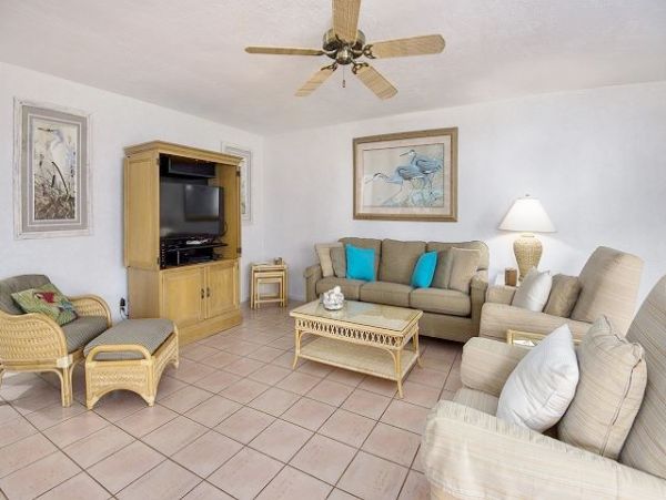 Sanibel Value Vacation Condo Two Bedrooms Sleeps 6