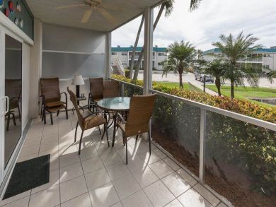 Sanibel, Florida Vacation Condo on Beach