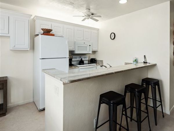 Sanibel Island Two Bedroom Vacation Beach Condo Sleeps Six