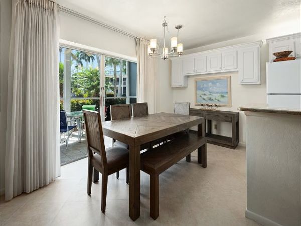 Sanibel Island Two Bedroom Vacation Beach Condo Sleeps Six