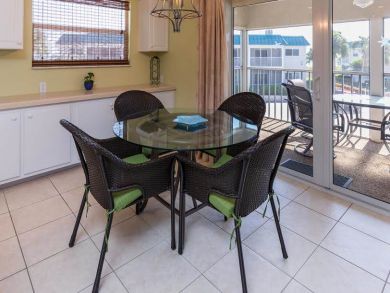 Dining Area Seats Four